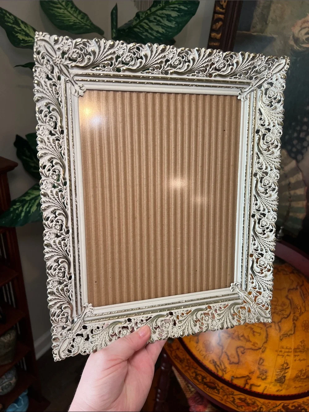 Vintage MCM Hollywood Regency Gold Cream Ornate Filigree Wall Picture Frame
